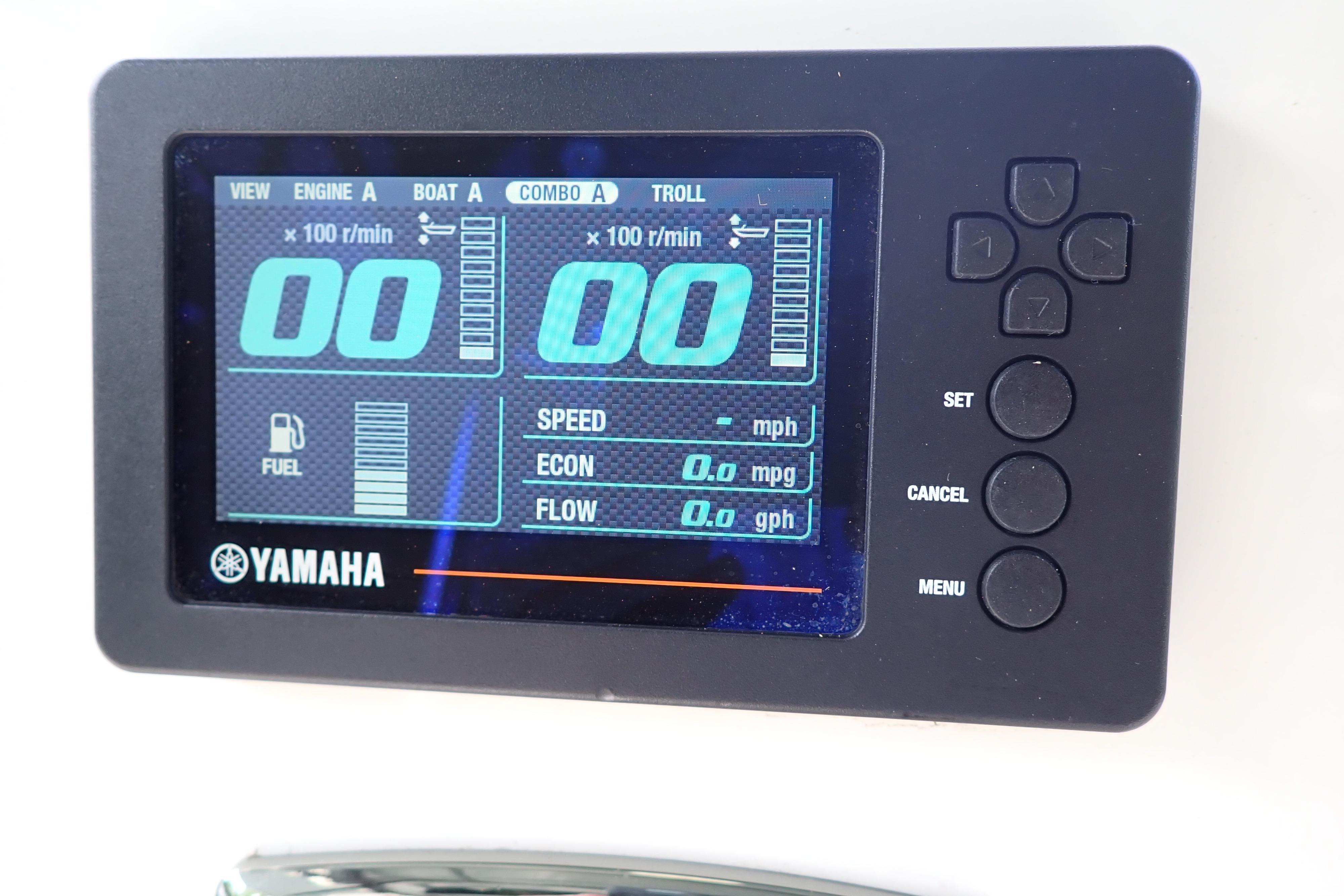 Digital display on 2019 Key West 263 FS boat showing Yamaha engine metrics.