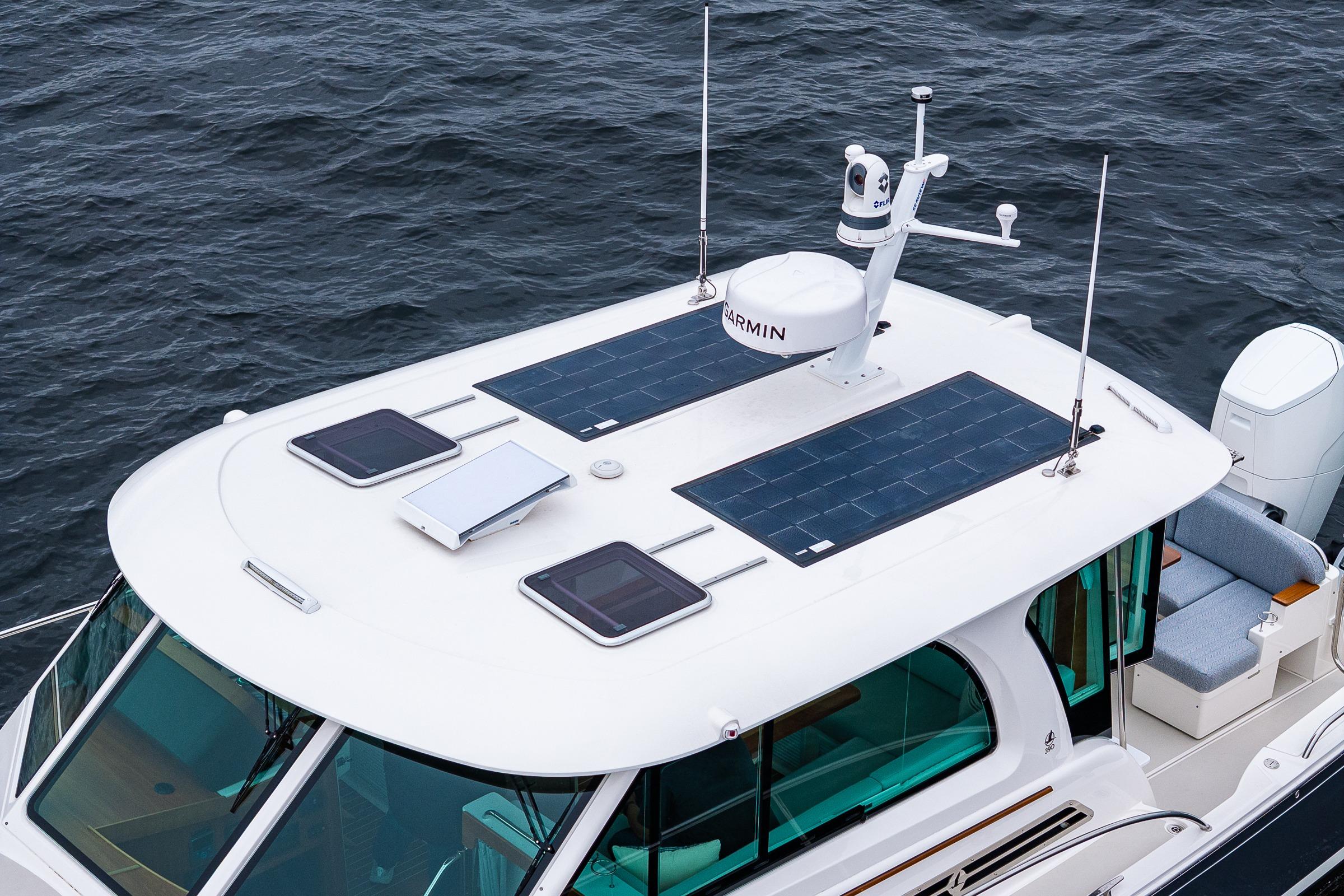 2025 Back Cove 39O yacht with solar panels and advanced navigation system on the roof.