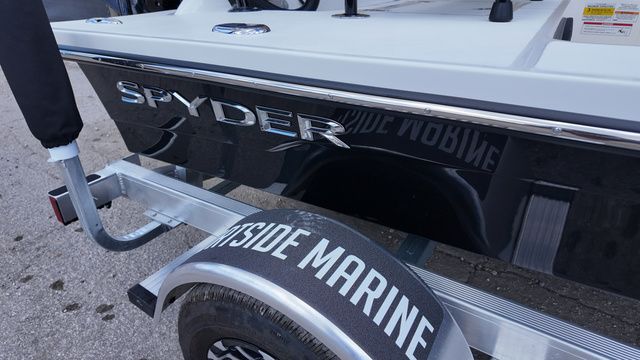 2026 Spyder FX17 Flicker - 42