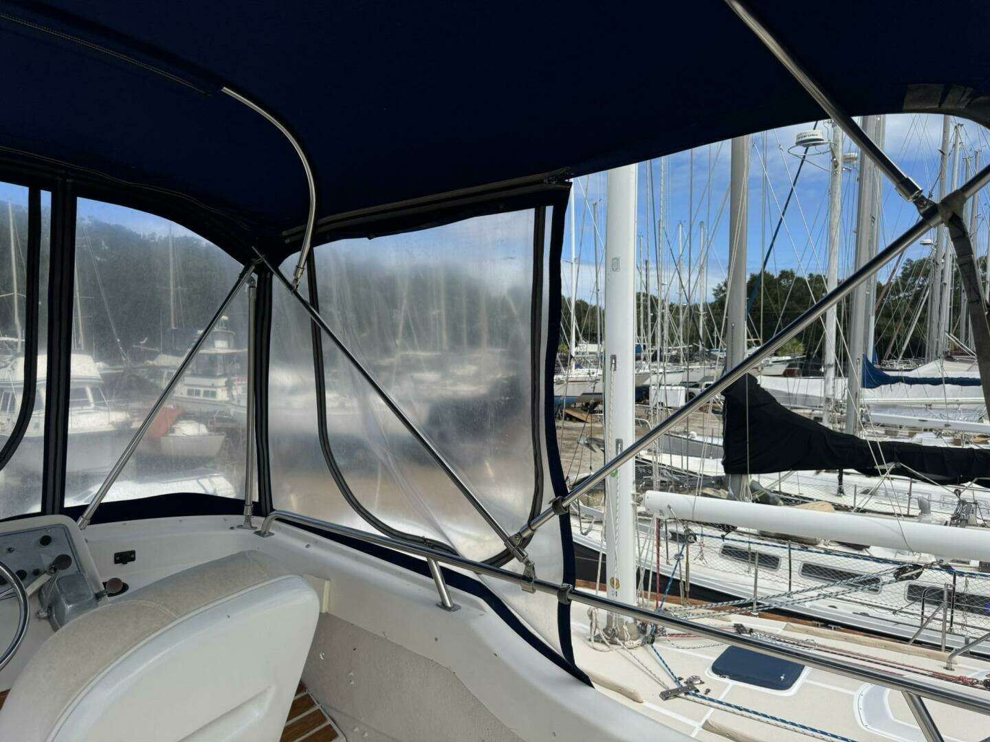1984 Mainship 34 MK 111 - Image 15