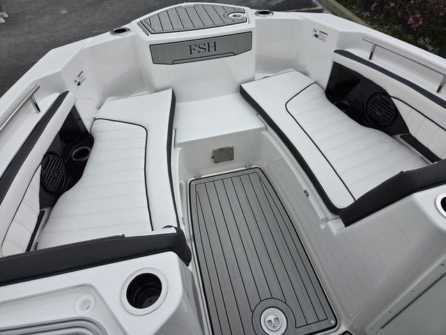 2026 Yamaha Boats 255 FSH Sport E - 37