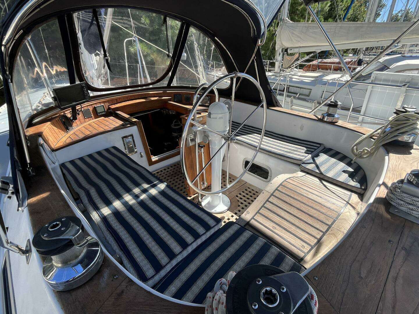 1993 Med Marine Montevideo - Image 20