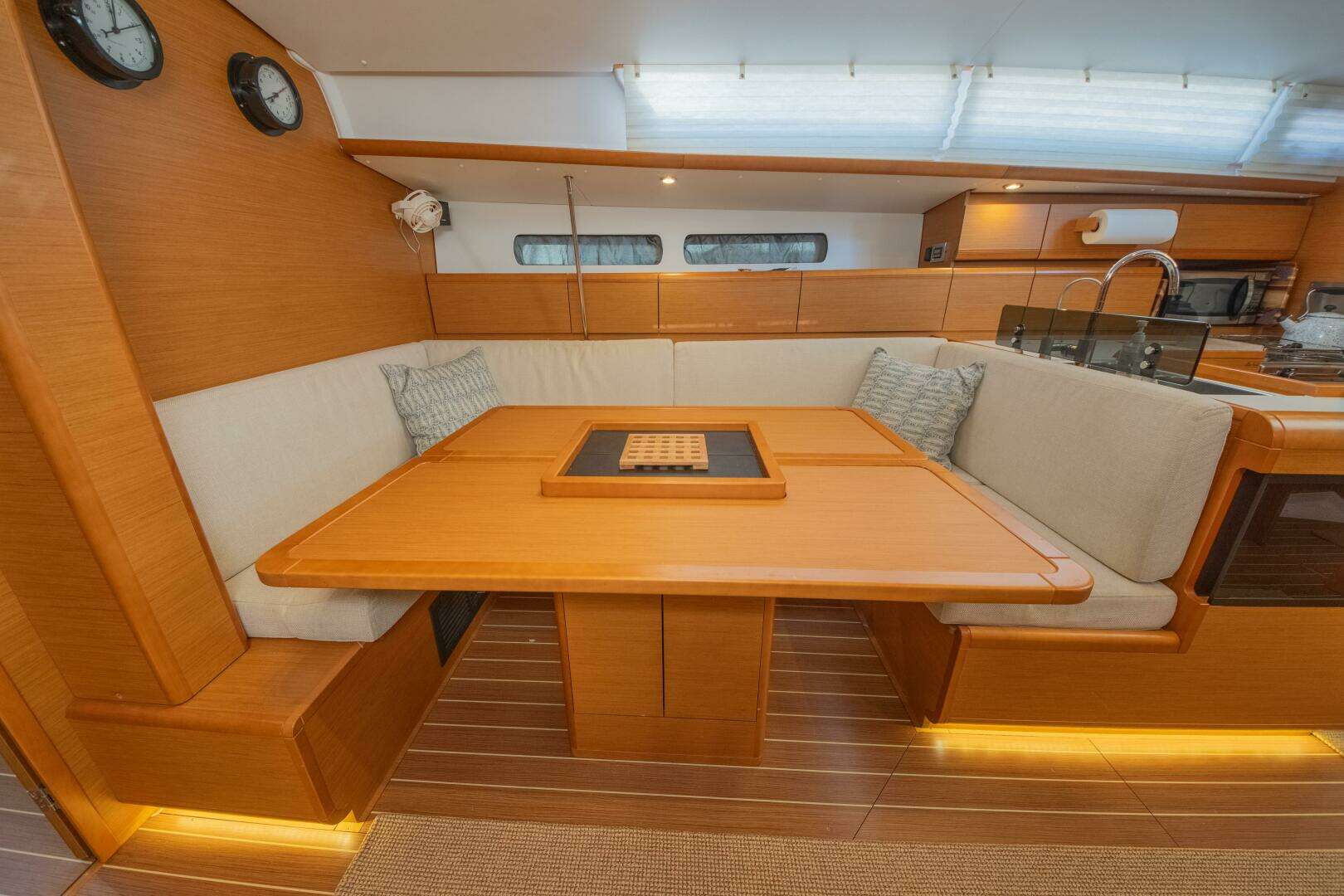 2016 Jeanneau 439 - Image 53