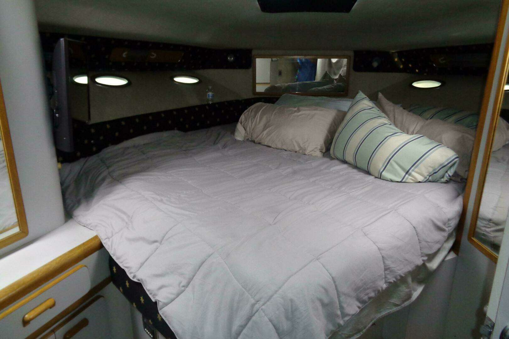 1991 Sea Ray 480 Sundancer - Image 67