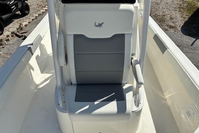 2026 Mako 24 APEX boat seat with gray and white upholstery.