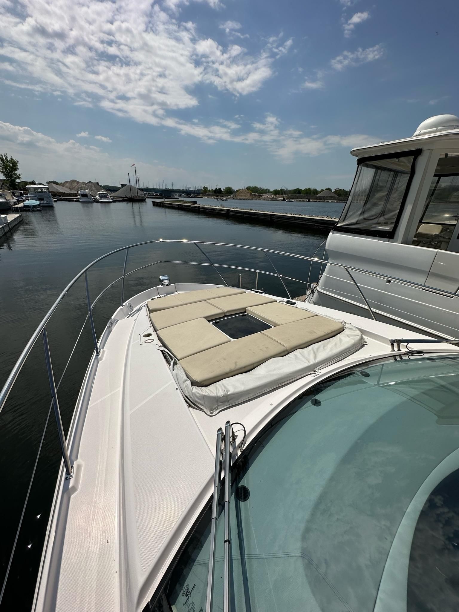 2021 Regal 42 Grande Coupe - 38