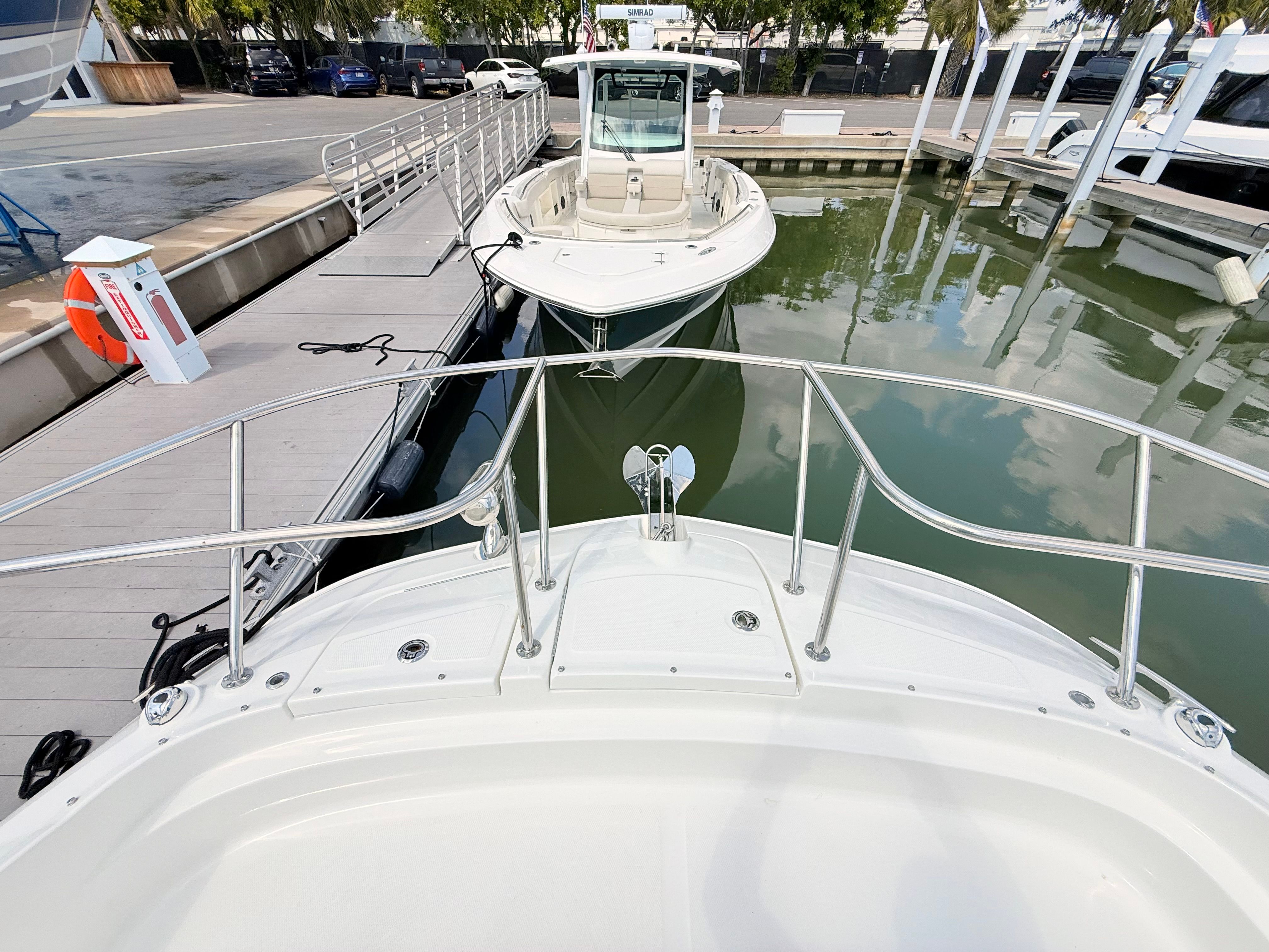 2026 Sea Ray Sundancer 320 Outboard - 67
