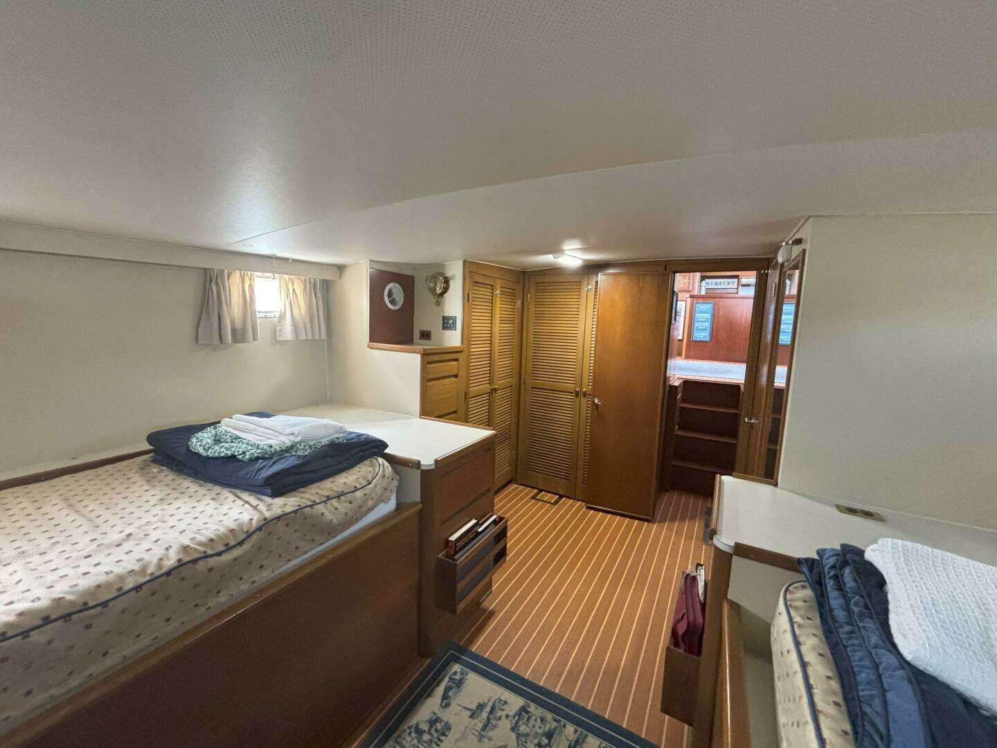 1972 Matthews 4 Flush Deck - Image 58