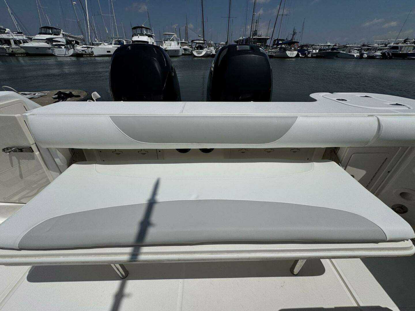2011 Boston Whaler 305 Conquest - Image 16