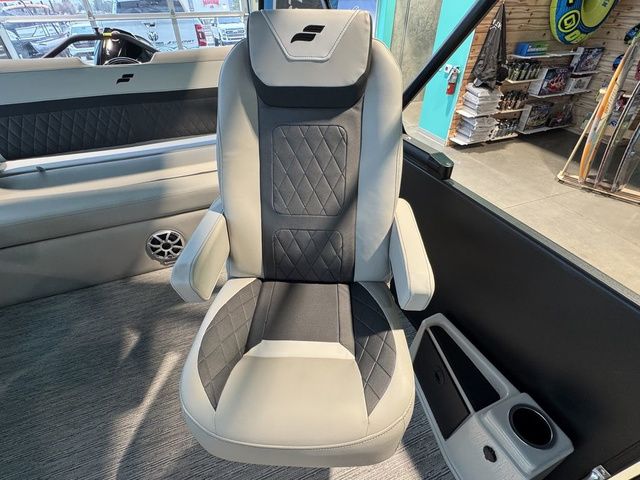 2026 Starcraft SLS 3 Q DH - 13