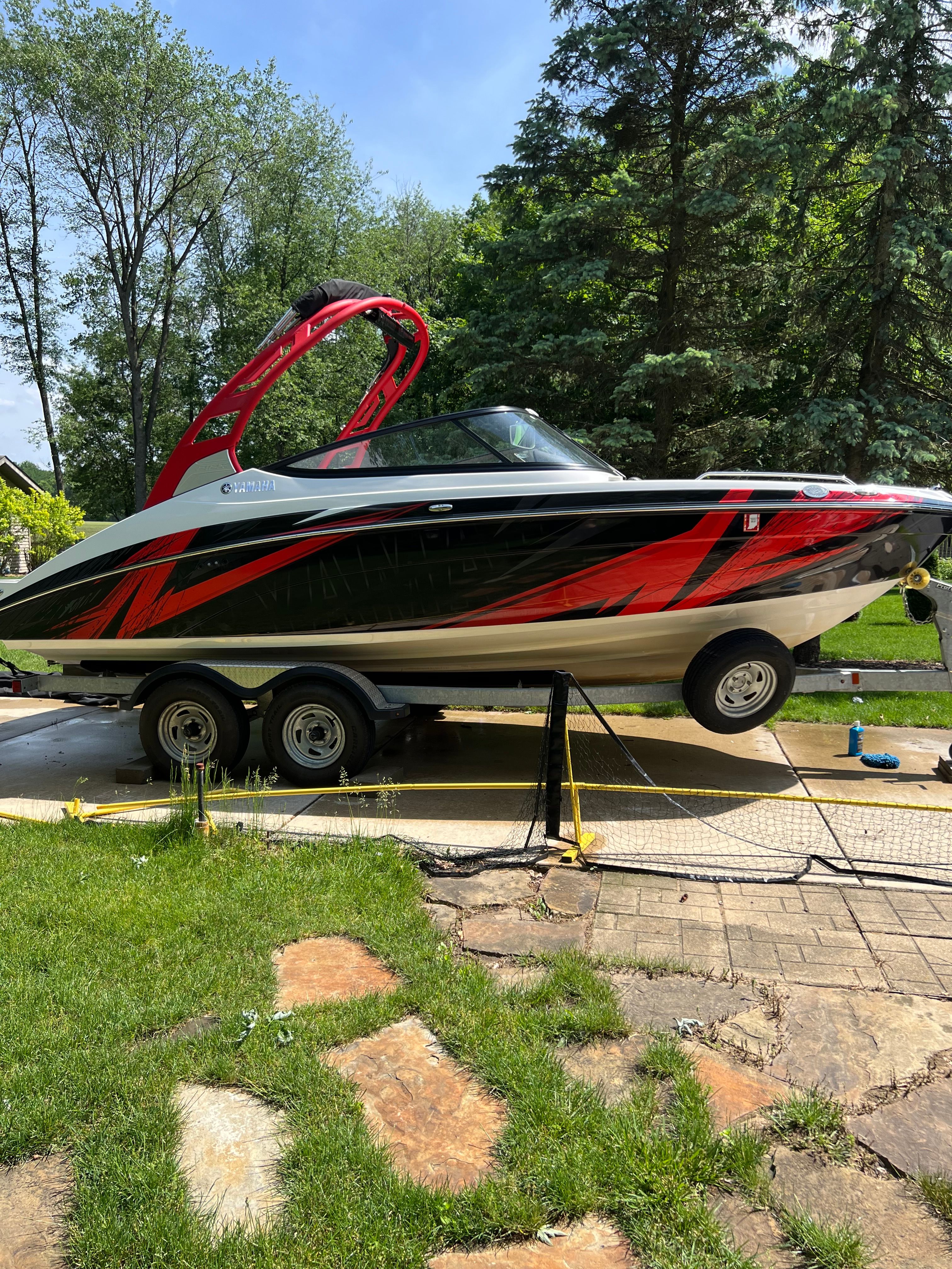 2018 Yamaha Boats 212X - 21