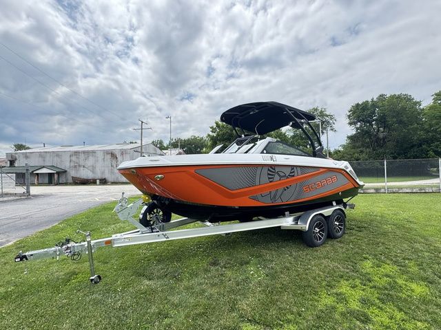 2027 Scarab 210 LX Wake - 2