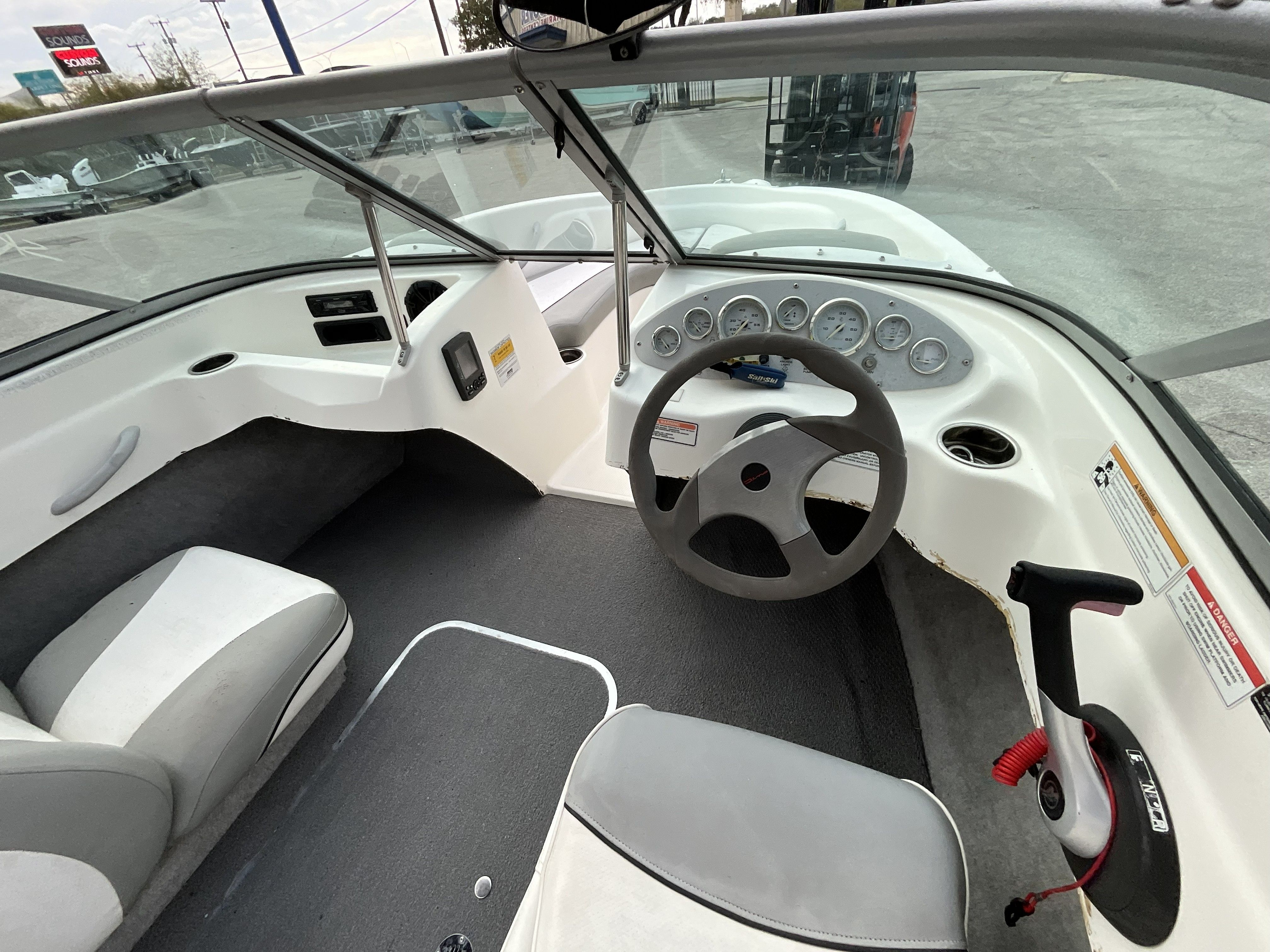 2011 Bayliner 175 Bowrider - 9