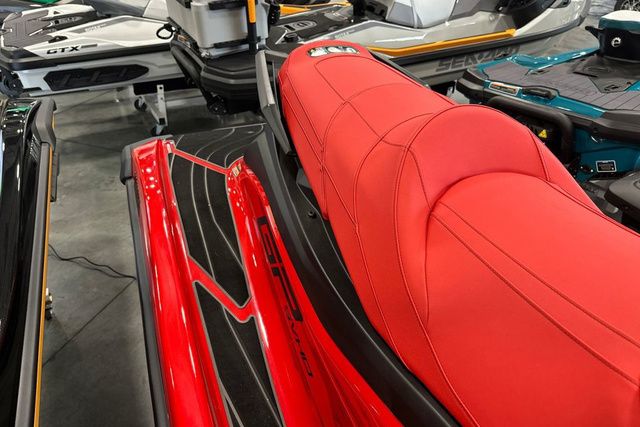 2026 Yamaha WaveRunner GP SVHO-TORCH RED - 23