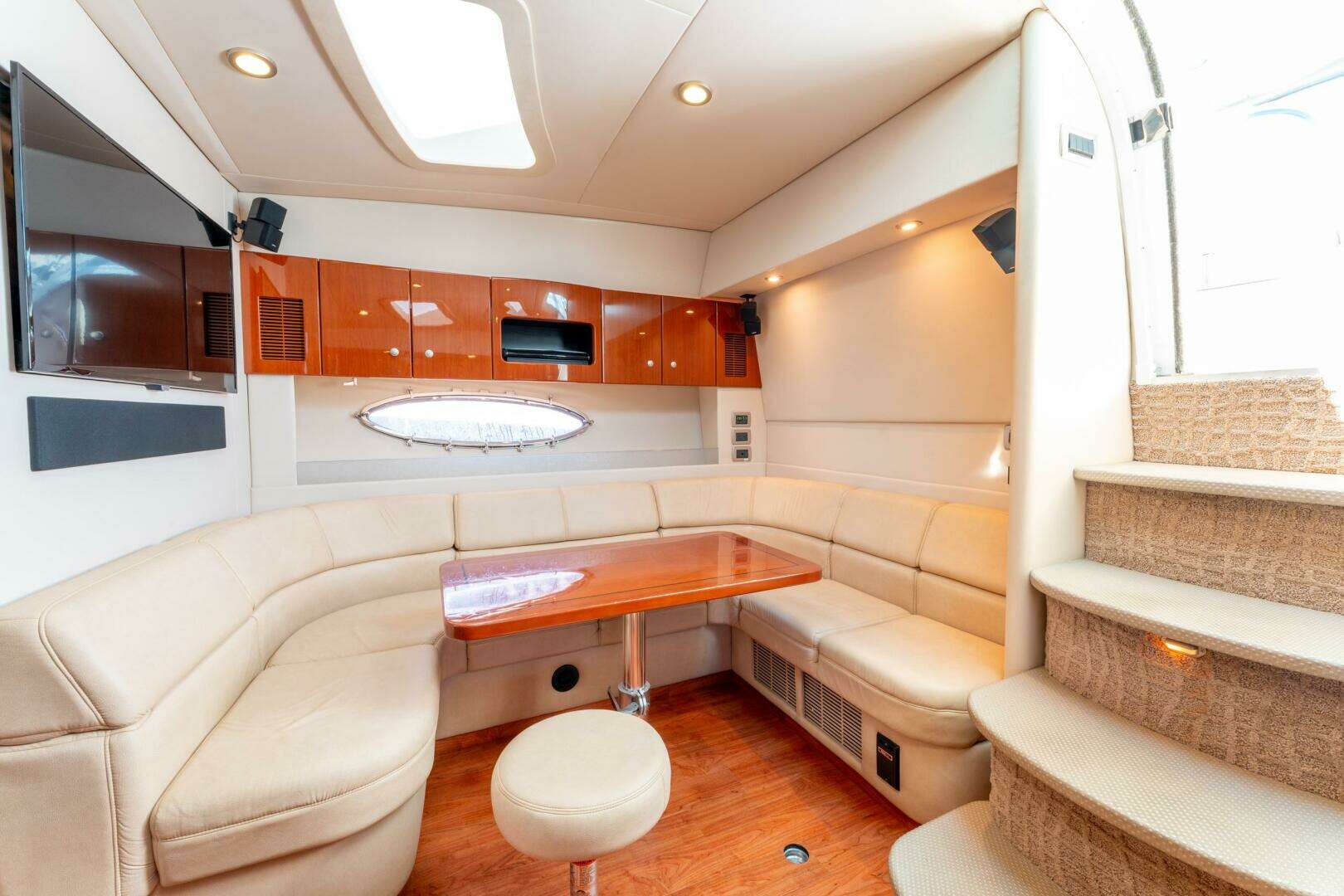 2007 Formula 45 Yacht - Image 81