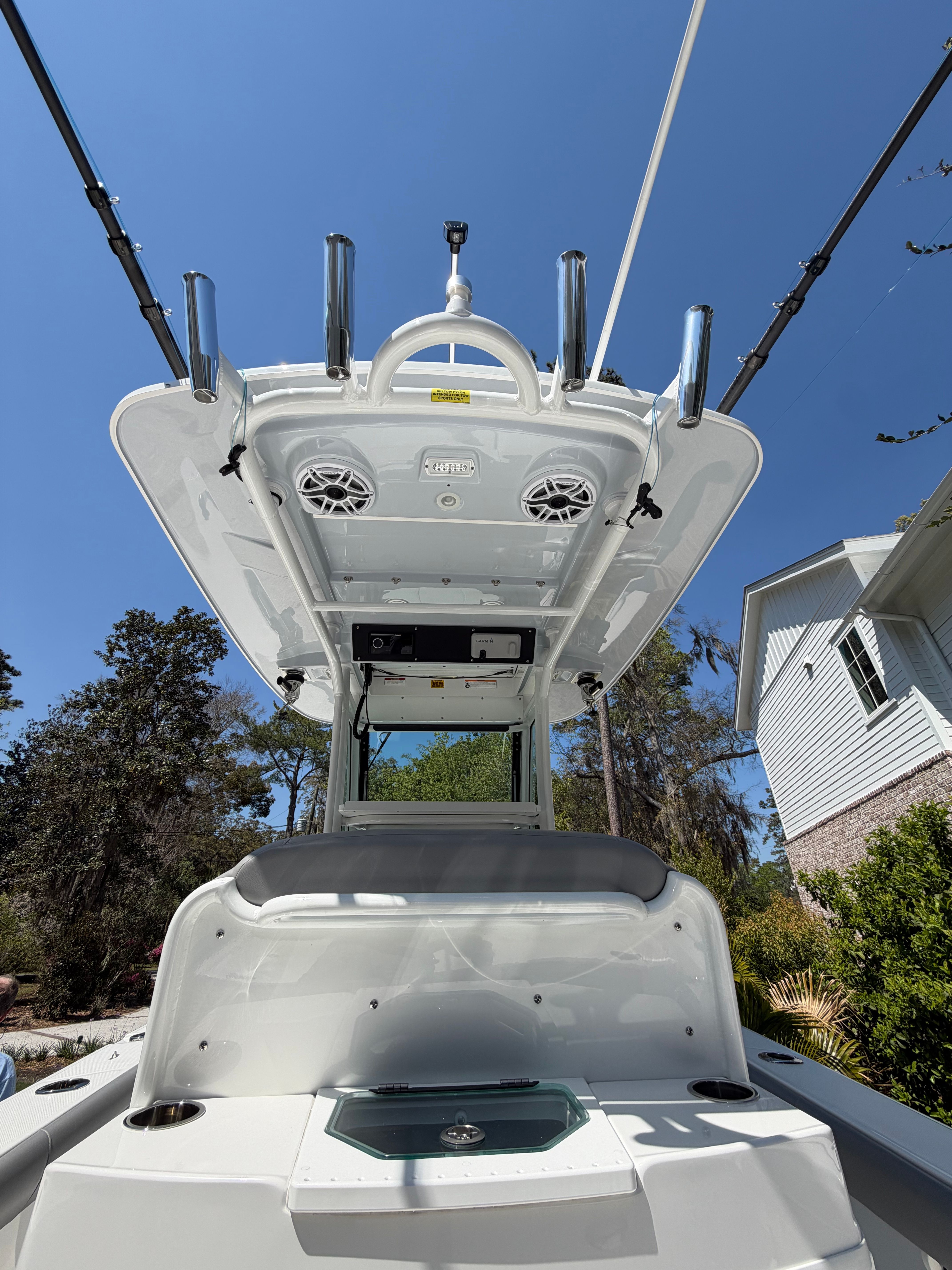 2025 Everglades 253 Center Console - 15