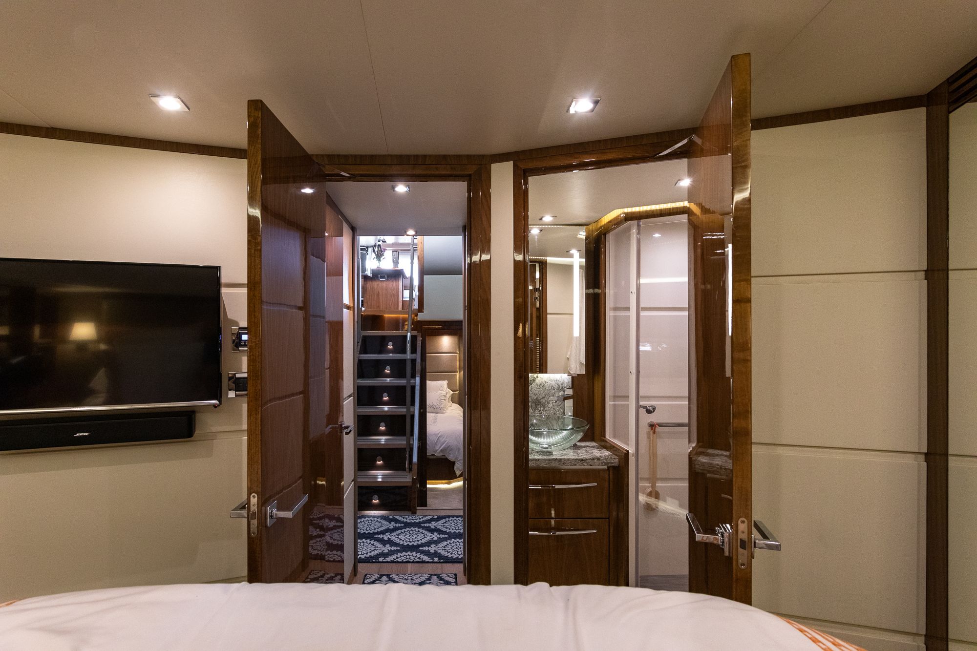 2018 Sea Ray L 650 FLY - 44