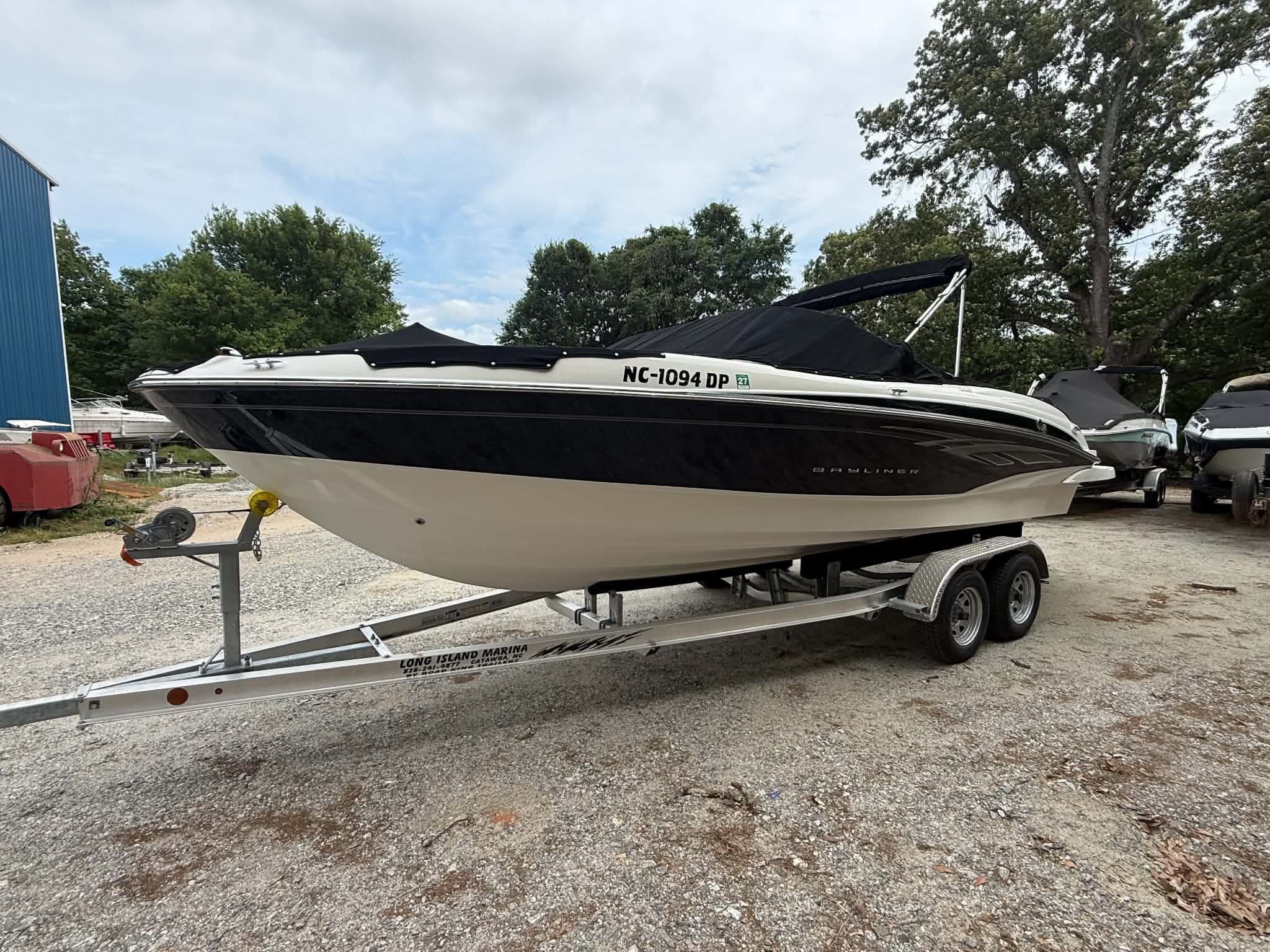 2009 Bayliner 225 Br - 13