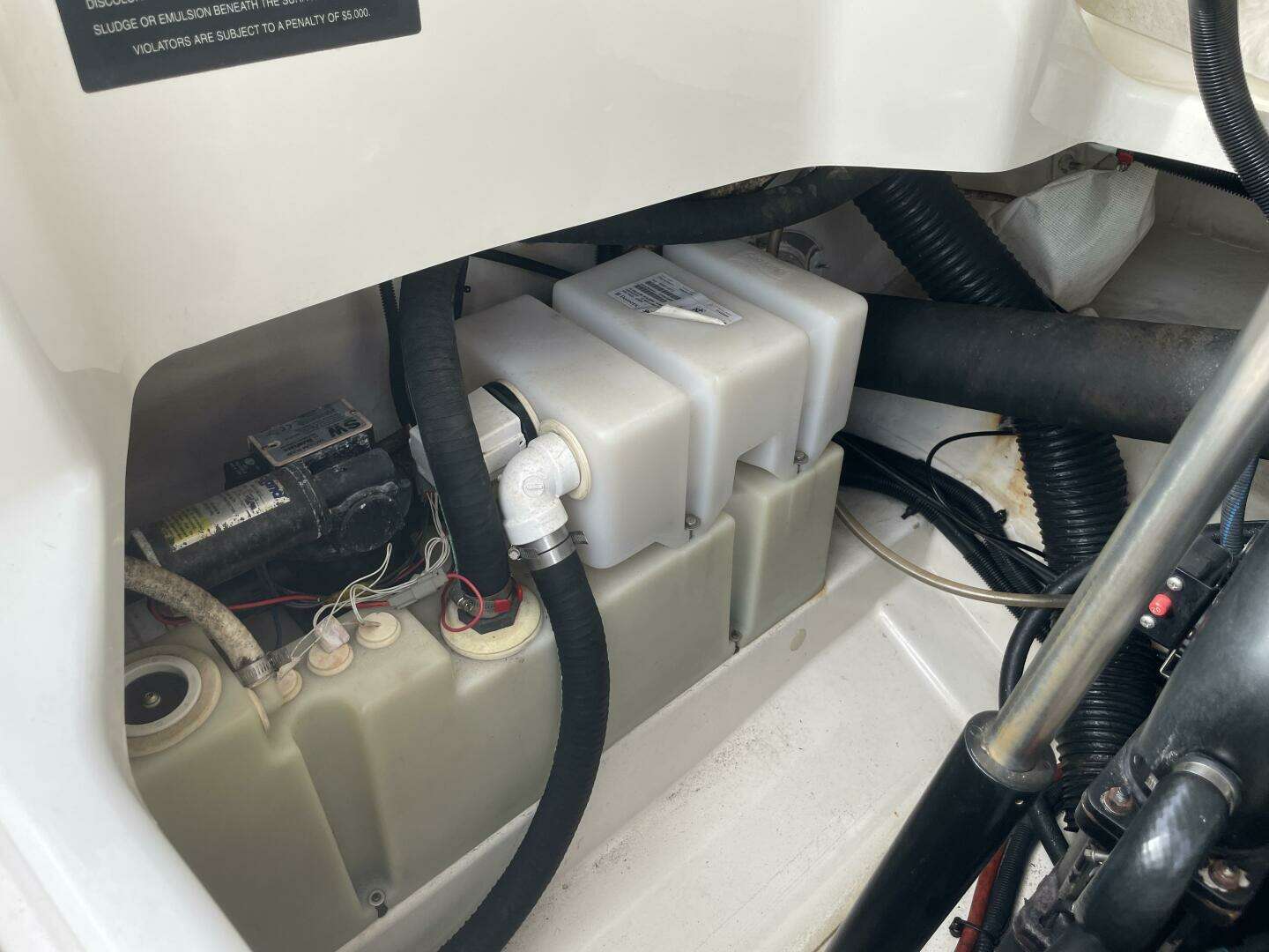 2008 Sea Ray 270 SLX - Image 28