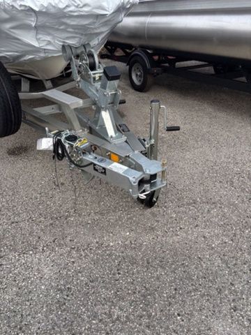 2026 Mako 18 Pro Skiff - 2