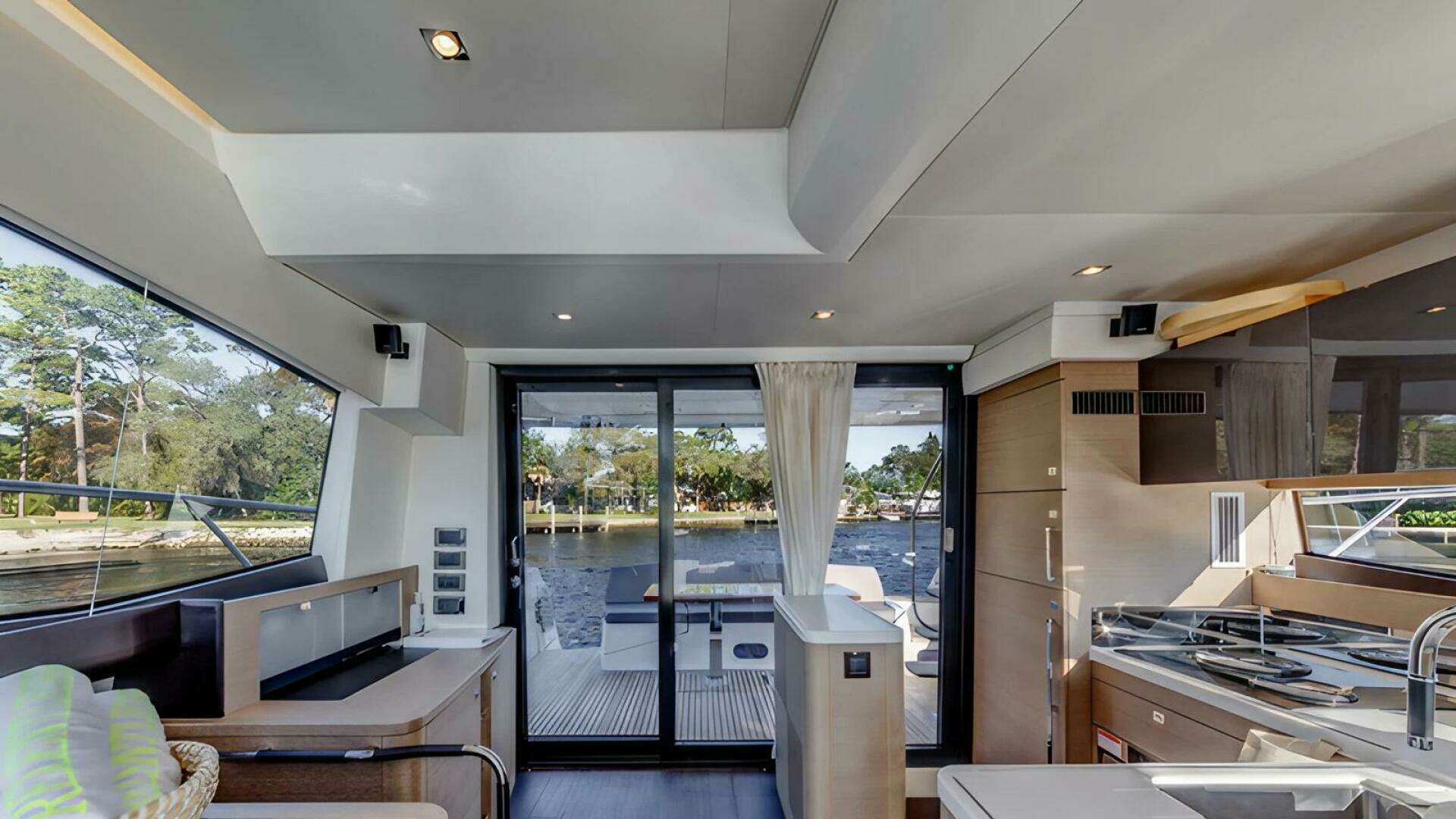 2018 Prestige — - Image 9