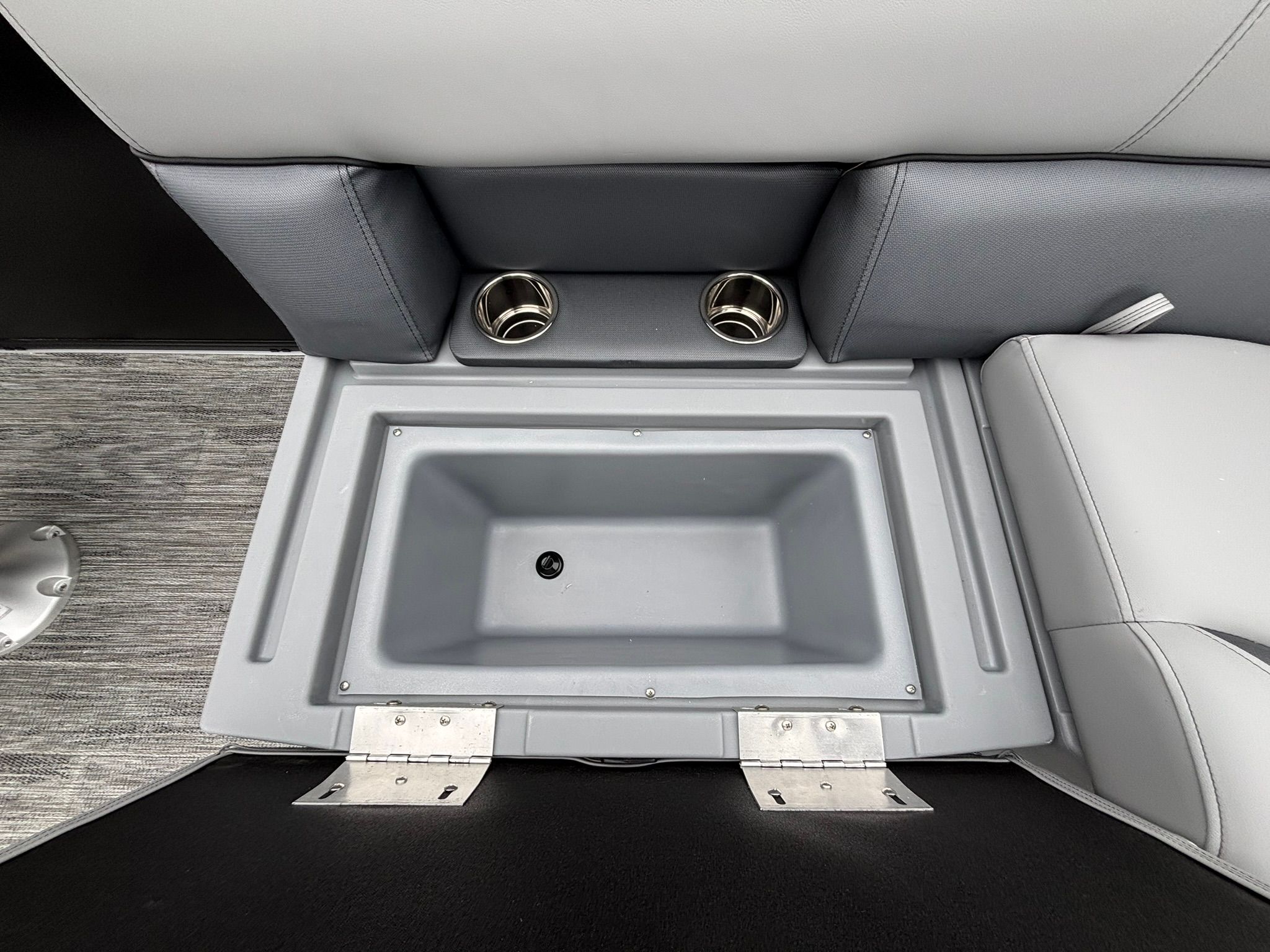 2027 Bentley Pontoons 223 Bolt - 26