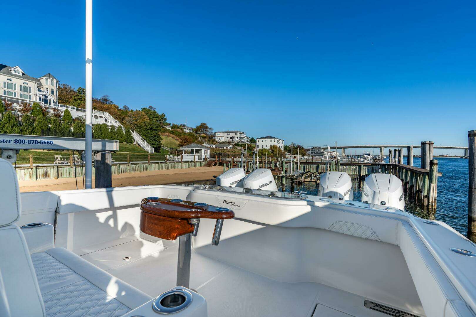2025 Front Runner 43 Catamaran - Image 24