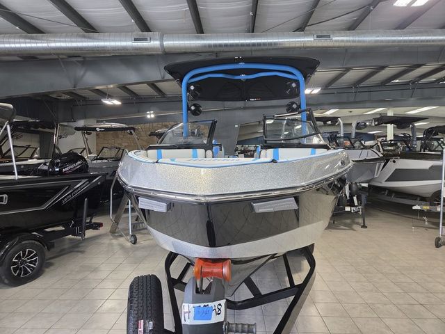 2025 Malibu Wakesetter 25 LSV - 3