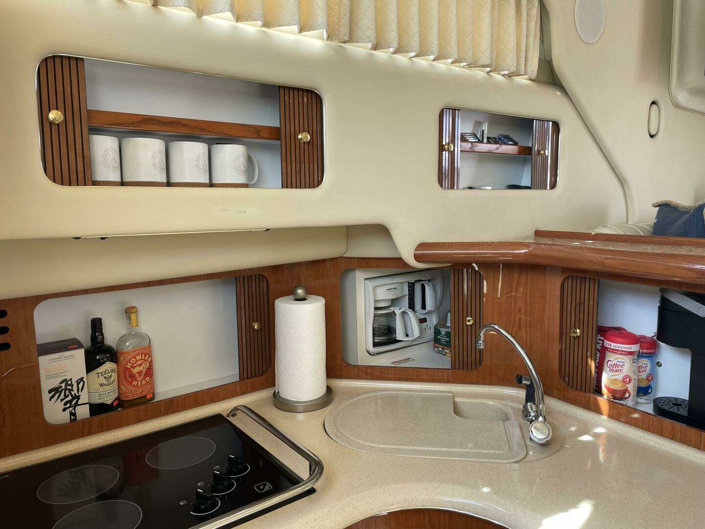 2000 Sea Ray 400 Sedan Bridge - Image 65