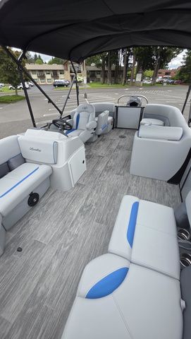 2026 Bentley Pontoons BENTLEY BOLT With 150Hp Mercury Four-Stroke Motor - 58