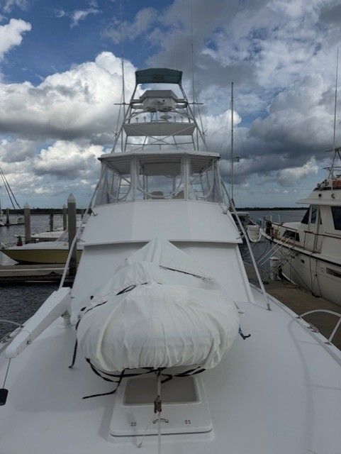 1986 Hatteras 52C - 2