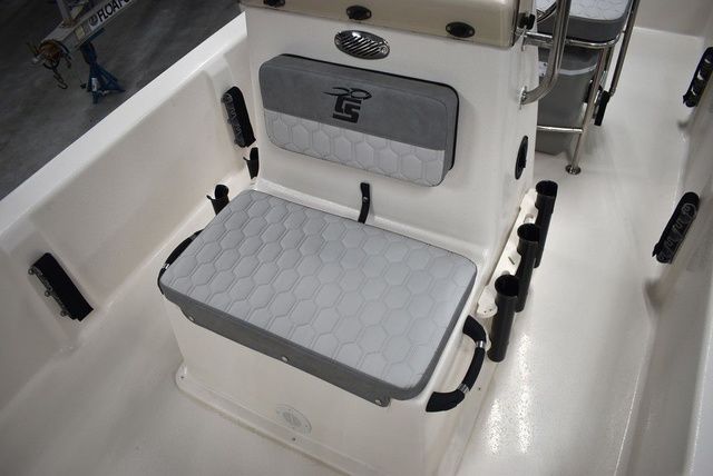 2025 Carolina Skiff E20 JVX Center Console - 27