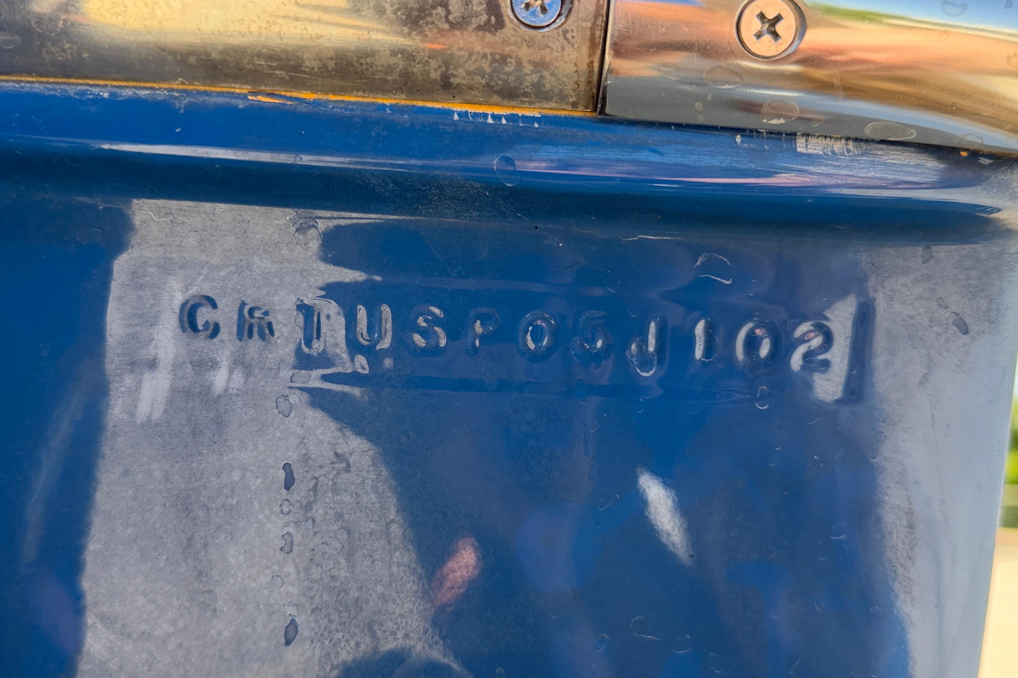 Hull identification number on a blue 2002 Cigarette 35' Cafe Racer boat.