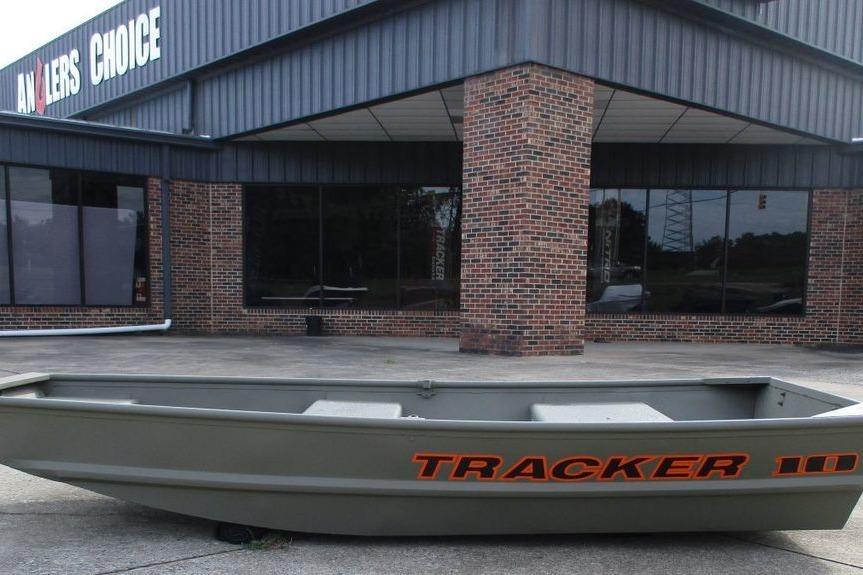 2026 Tracker Grizzly 10 Jon