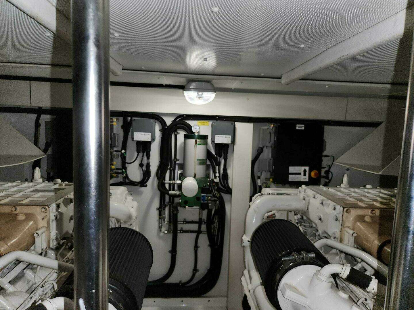 2014 Azimut Flybridge - Image 113