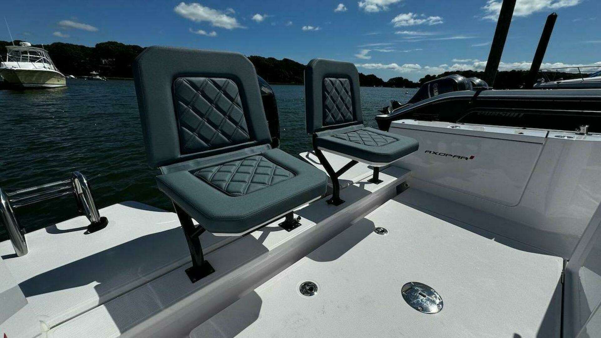 2022 Axopar 28 T-Top - Image 22