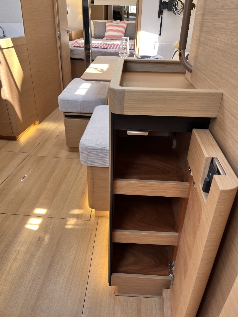 2025 Jeanneau Sun Odyssey 440 - Image 22