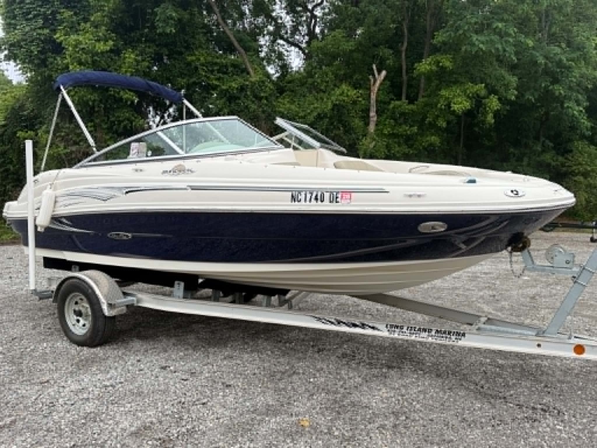 2006 Sea Ray 200 Sundeck