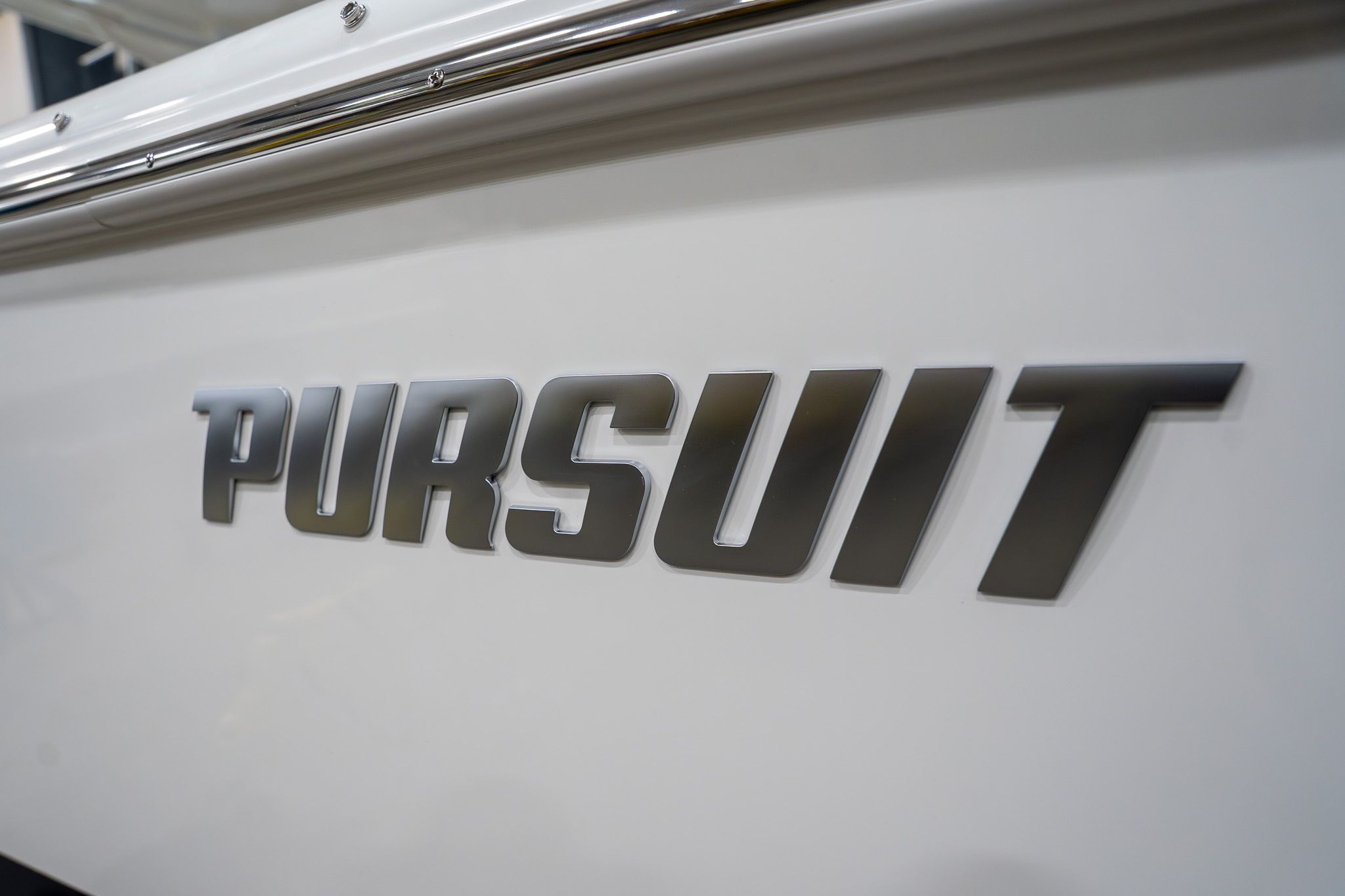 2026 Pursuit DC 246 Dual Console - 2