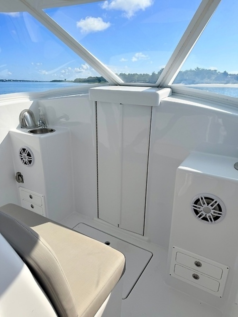 1973 Custom Carolina 27 National - Image 22