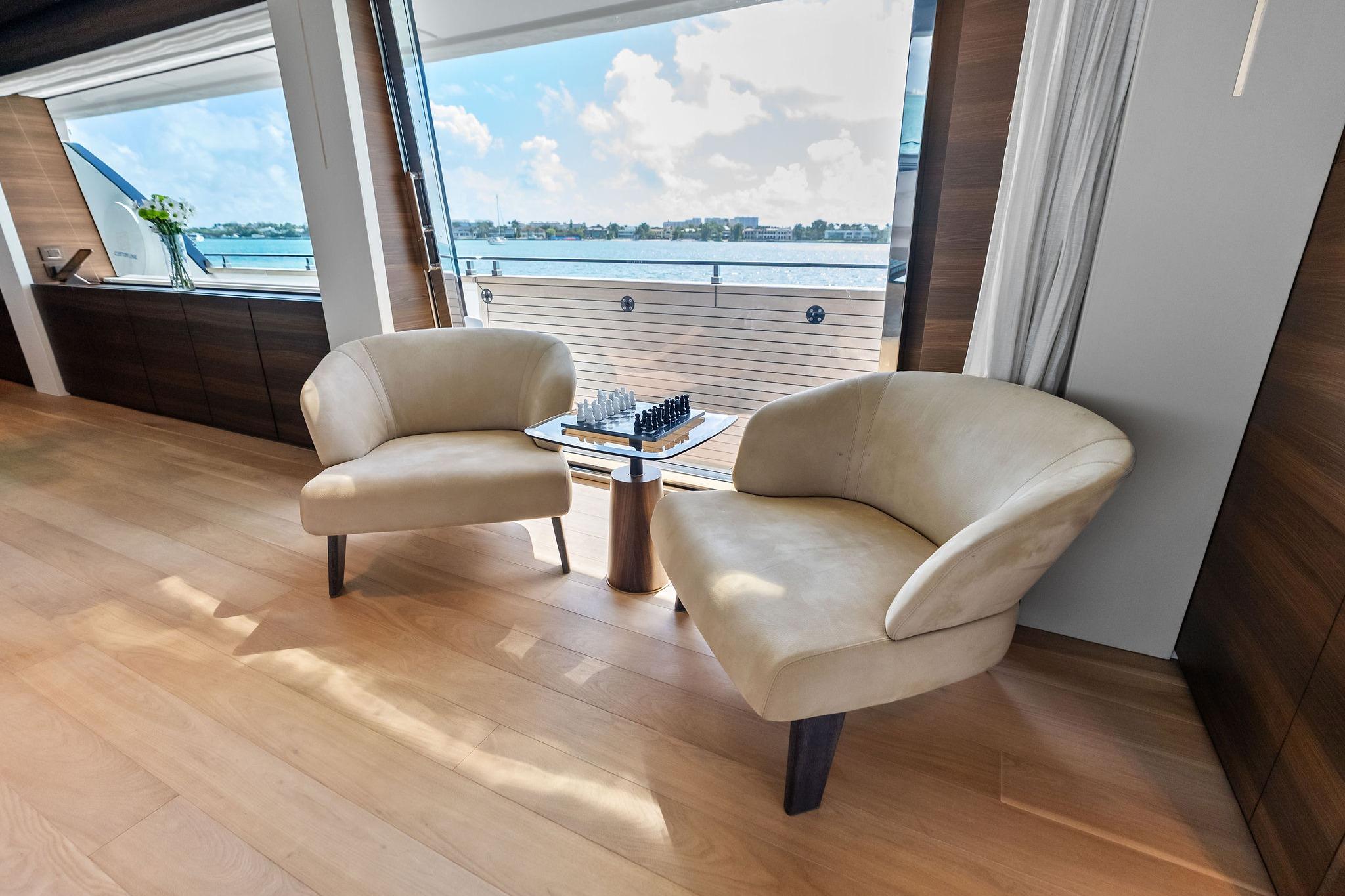 2023 Custom Line Navetta 33 - 57