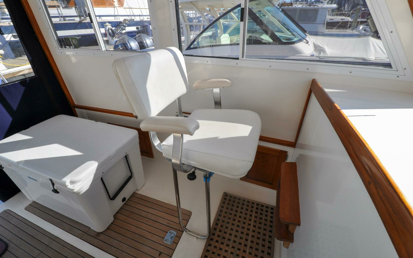 2001 Wilbur 34 - Image 40
