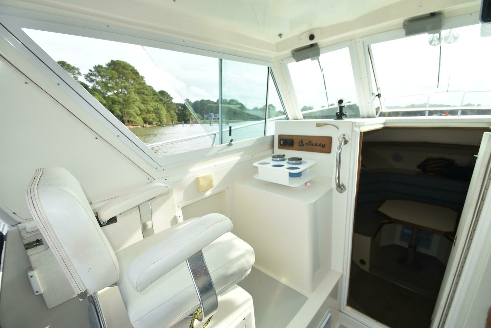 1998 Albin 28 TE Pilothouse - Image 8