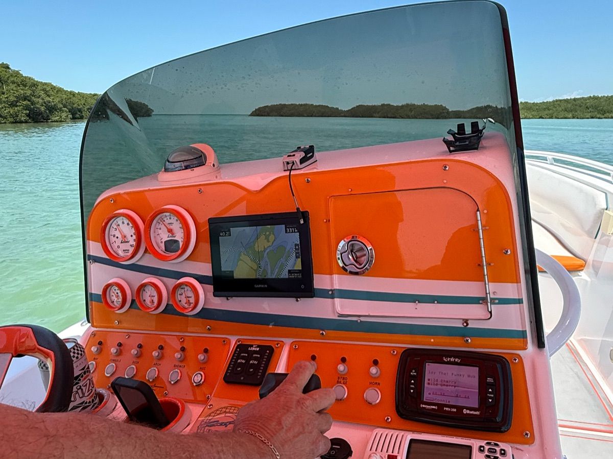 2014 Concept Center Console - 11