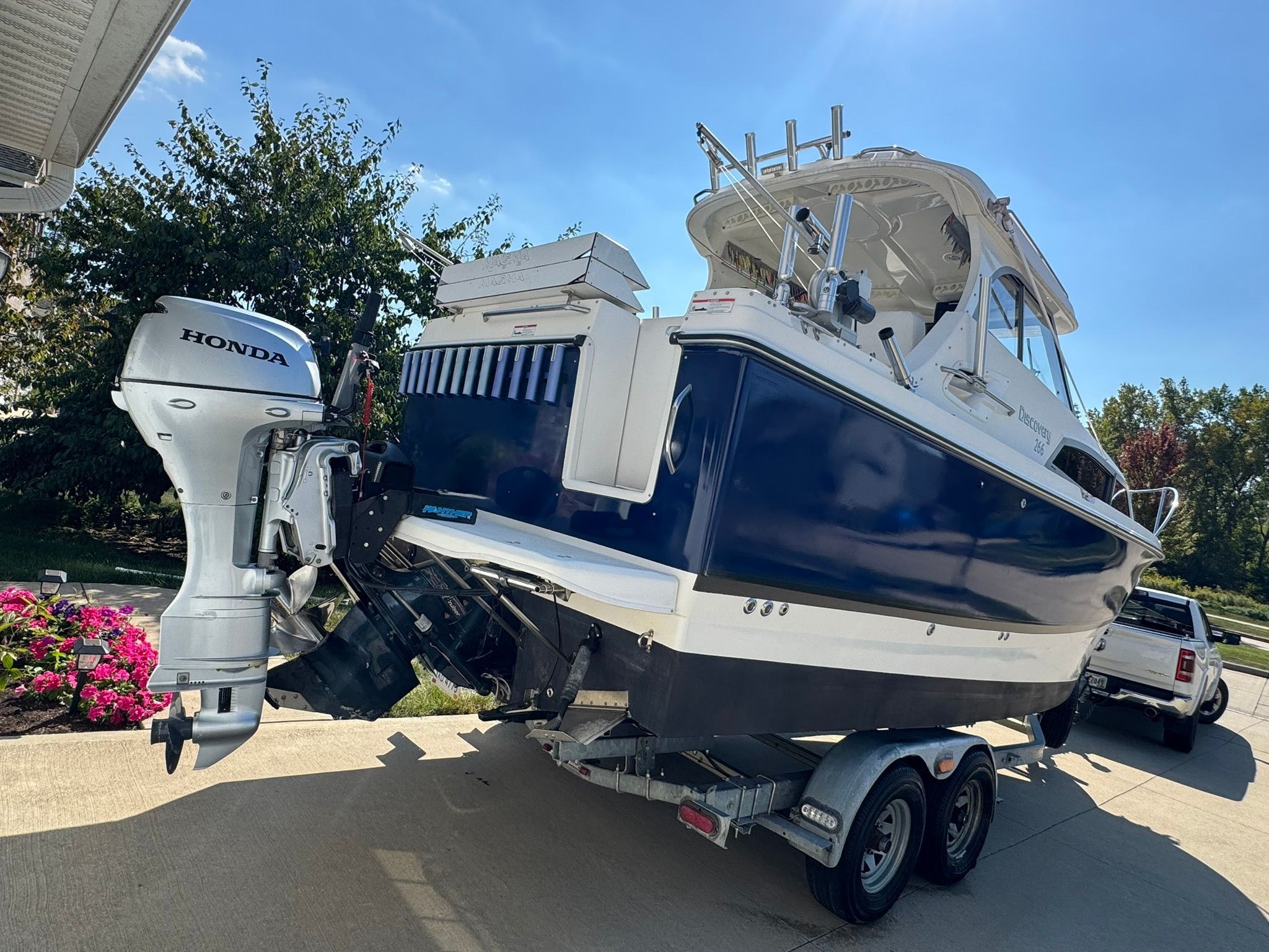 2007 Bayliner Discovery 246 - 12