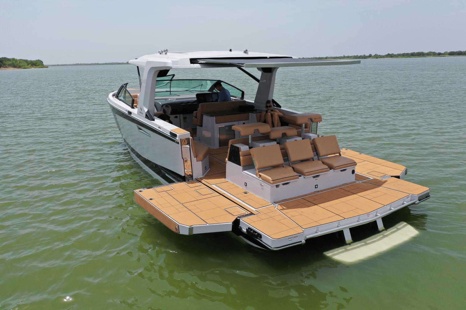 2025 Aviara AV40 - 13