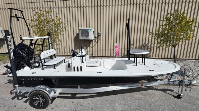 2026 Spyder FX17 Flicker - 6