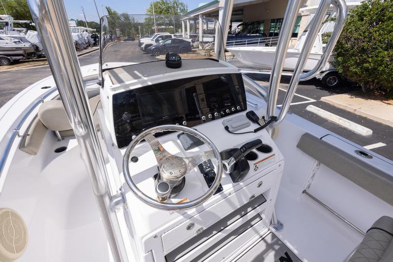 2021 Sportsman Heritage 211 Center Console