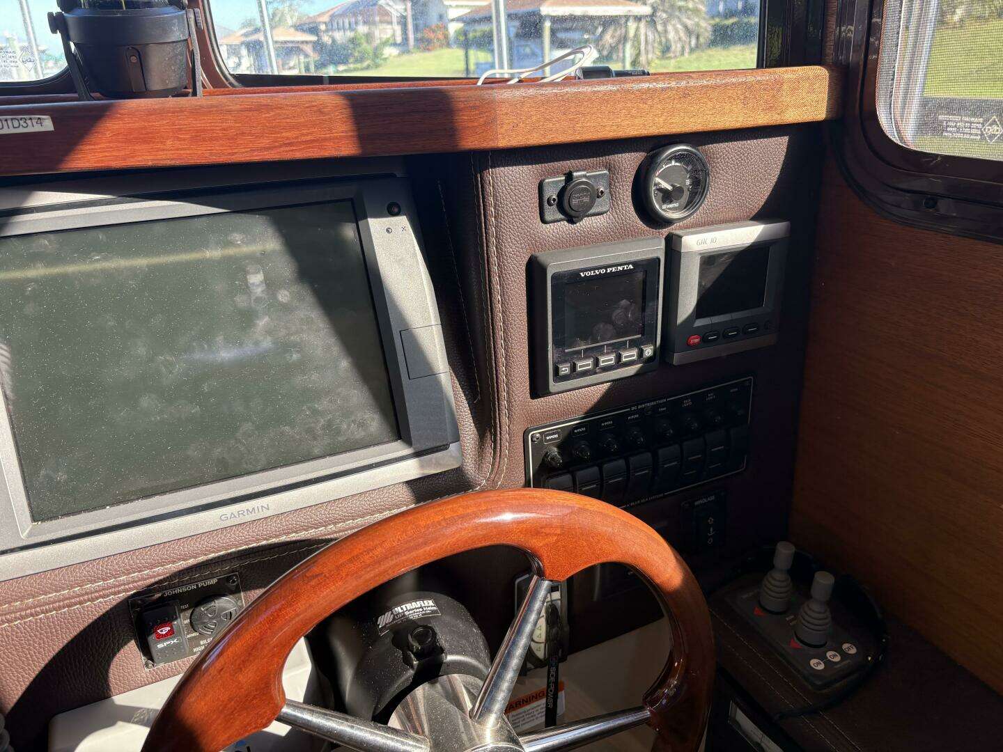 2014 Ranger Tugs R-27 - Image 24