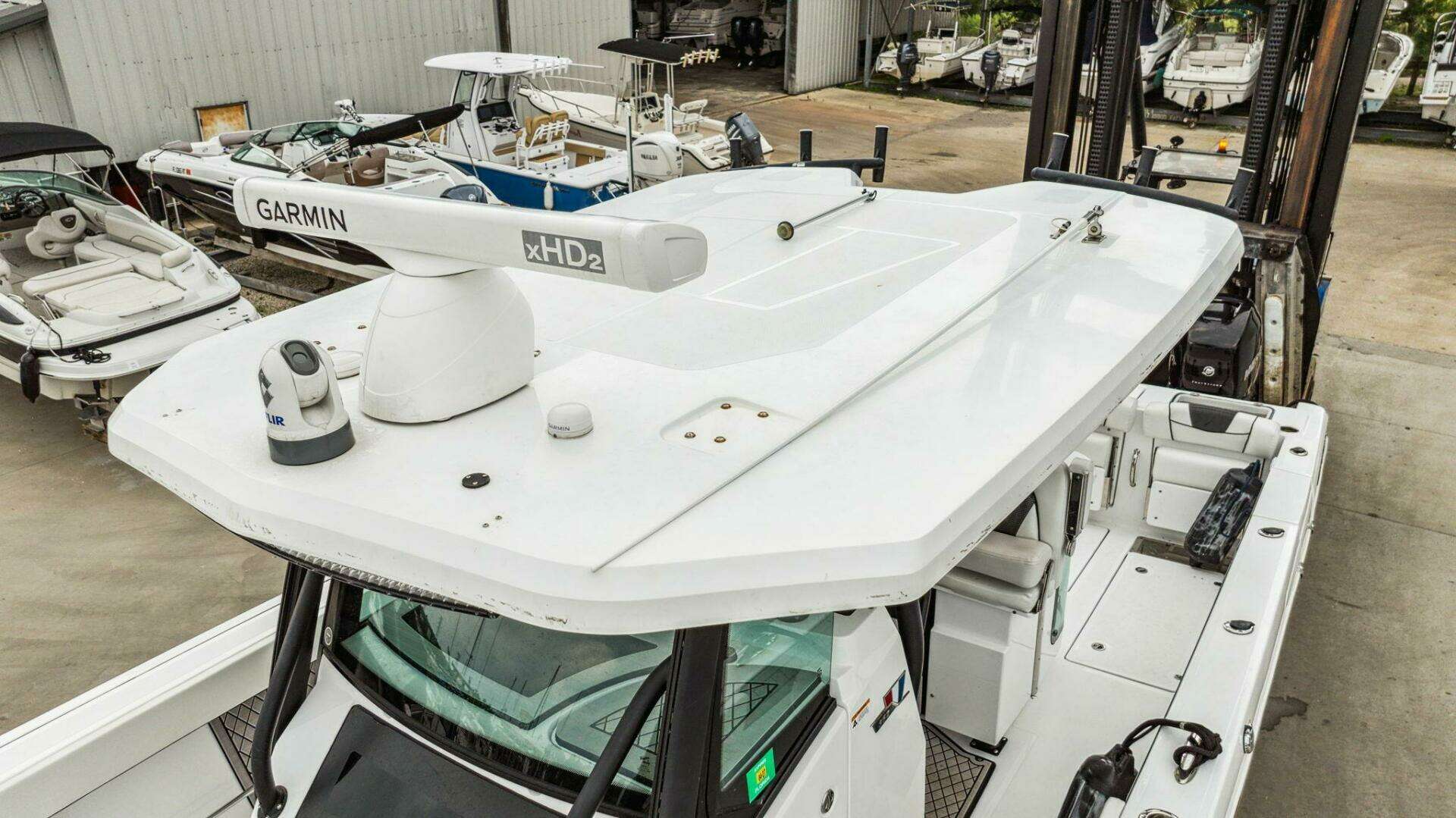 2023 Wellcraft 352 Fisherman Center Console - Image 31